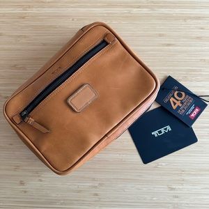 Tumi 40th Anniversary Limited Edition Large tan Leather Travel Kit Bag 055057TN